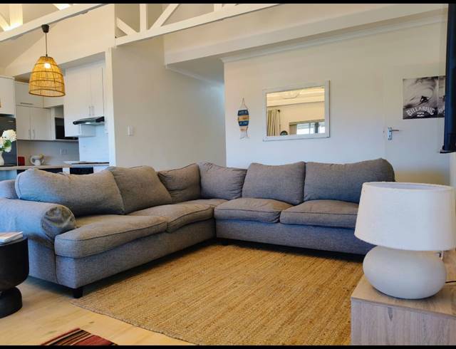 5 BEDROOM HOUSE FOR SALE IN WAVECREST